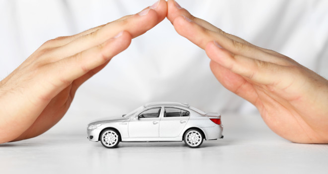 Assicurazione auto per un giorno: vantaggi della polizza temporanea