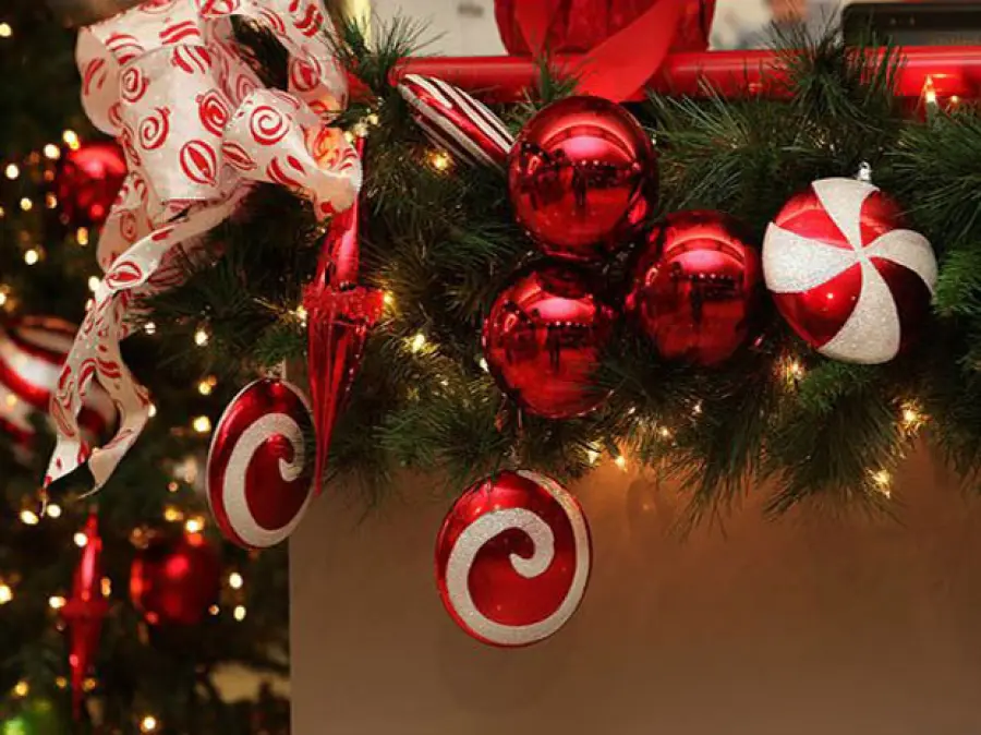 Natale alle porte: ma perchè il colore delle feste è il rosso?