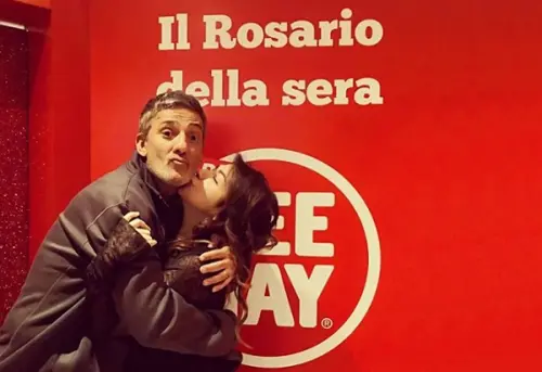 Cristina D'Avena e il rap improvvisato con Fiorello impazzano sul web (AUDIO)