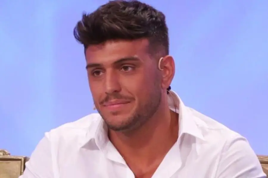 Uomini e Donne Luigi Mastroianni lascia il programma con Irene?