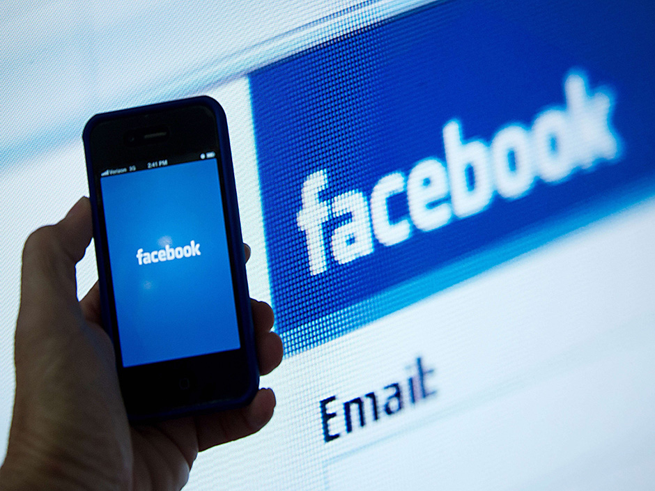Facebook lancia il timer che dice quanto tempo si passa sul social