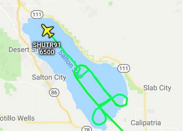 Piloti dei Marines burloni: disegno fallico nei cieli americani (VIDEO)