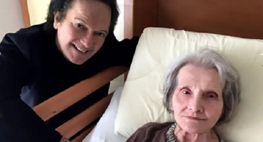 Red Canzian in lutto per la morte della mamma: il commosso messaggio su Facebook