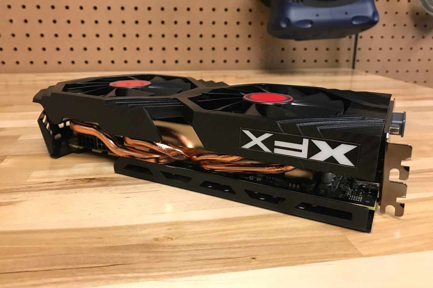 Radeon RX 590: ecco la potente GPU di AMD