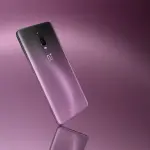 Oneplus 6T nella nuova colorazione Thunder Purple