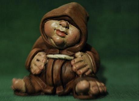 O'munaciello: leggenda napoletana di un omino che.....