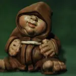 O'munaciello: leggenda napoletana di un omino che.....