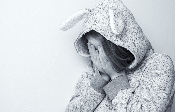 India: bimba violentata da cinque uomini mentre era in ospedale