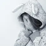 India: bimba violentata da cinque uomini mentre era in ospedale