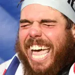 Ross Edgley da record: circumnavigata la Gran Bretagna a nuoto