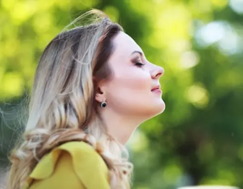 Immagazzinare i ricordi: respirare con il naso aiuta la memoria