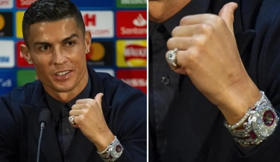 Cristiano Ronaldo, orologio di diamanti al polso: ecco quanto vale (VIDEO)