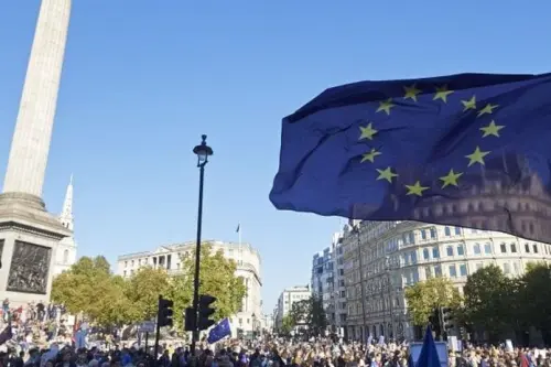 Brexit, 750mila persone in piazza per secondo referendum