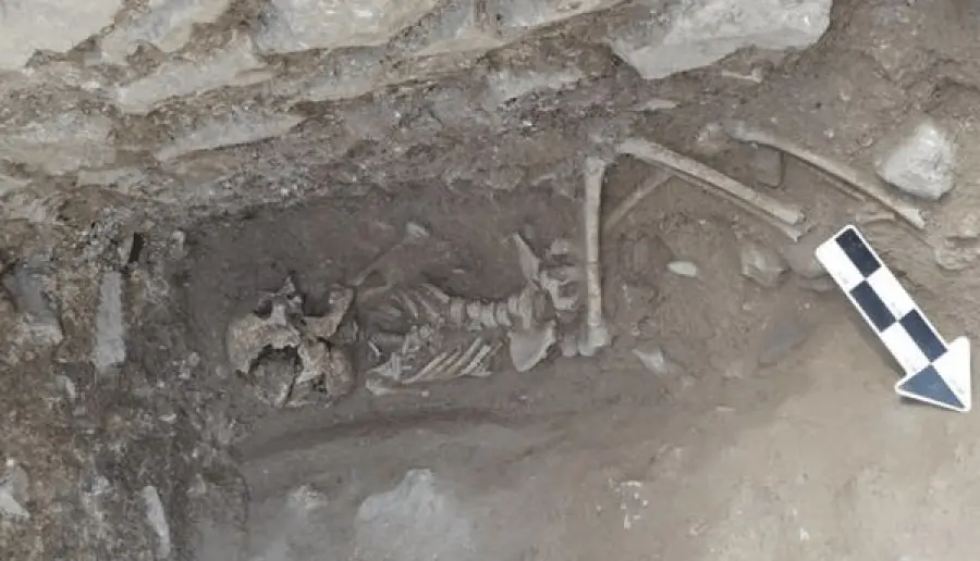 Umbria: il bambino vampiro ritrovato dopo 1500 anni