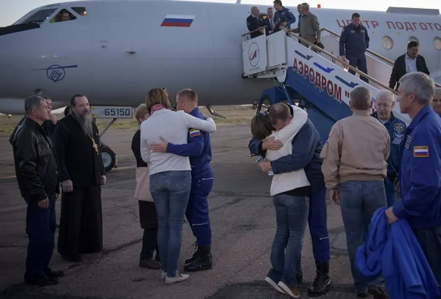 Spazio: guasto e atterraggio d'emergenza per la Soyuz. Salvi i piloti (VIDEO)