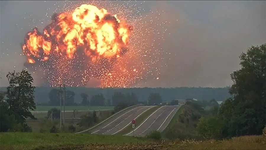 Deposito munizioni esplode. 10mila le persone evacuate VIDEO