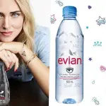Acqua Evian firmata da Chiara Ferragni: ira dei social per il prezzo esagerato