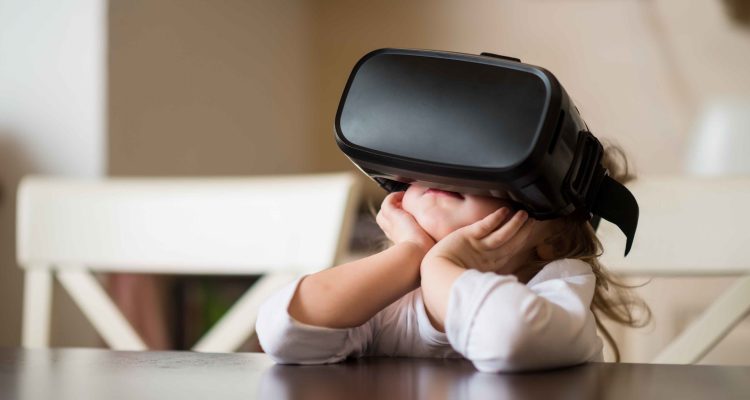 Vaccini in Brasile: per chi teme l'ago arriva la puntura in VR