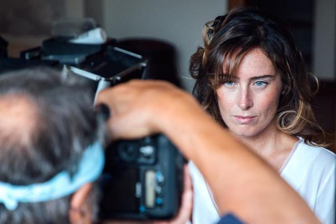 Maria Elena Boschi sulla cover di Maxim di ottobre (video)