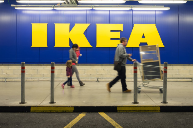 IKEA: lampada ritirata dal mercato perché può cadere