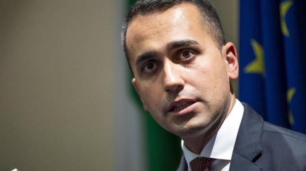 Alitalia: Di Maio ne annuncia la chiusura