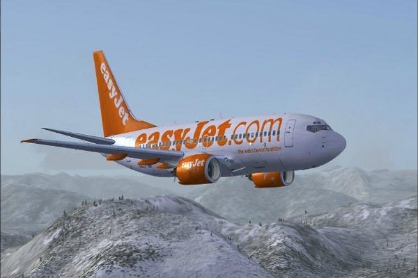 Polemica EasyJet, minori a bordo con un solo genitore solo con dichiarazione