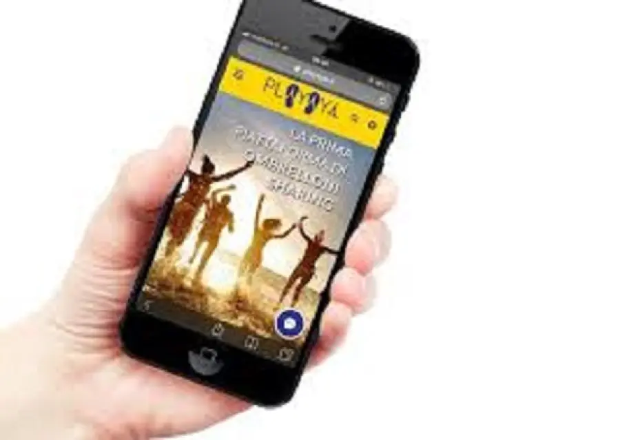 Playaya, prima app per fare ombrellone sharing