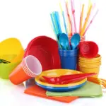 Plastica usa e getta addio dal 2019