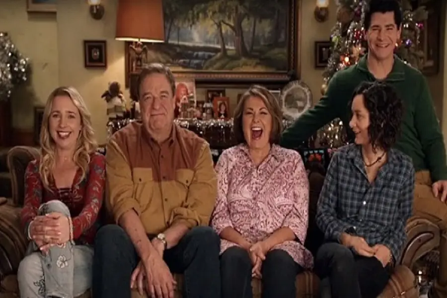 Roseanne Barr razzista su Twitter, Abc cancella remake di Pappa e Ciccia