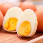 Uova fanno bene o male? Ecco perché consumarle