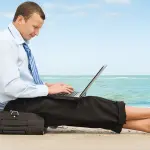 Lavorare troppo fa male alla salute e alla coppia