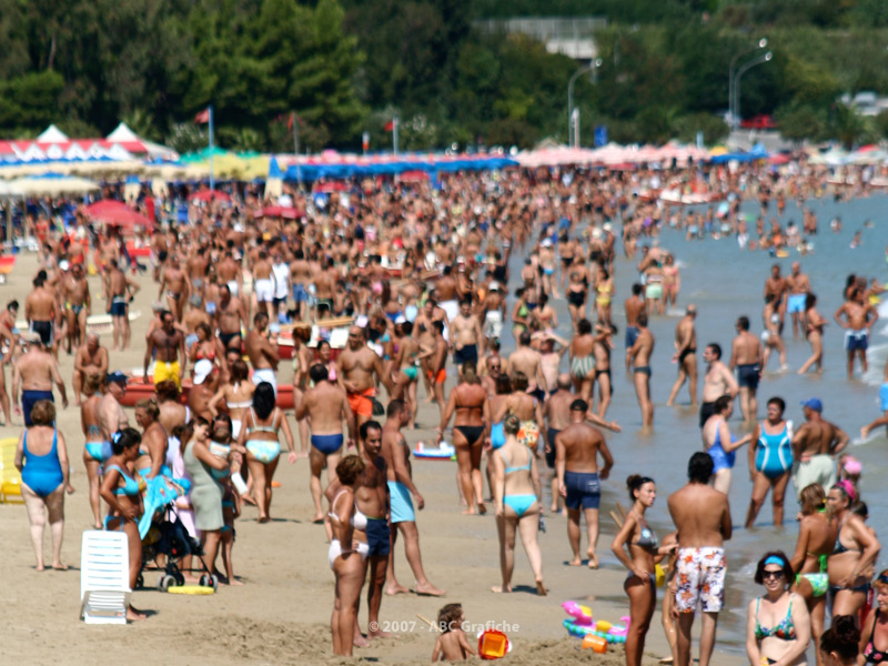 Prova costume non superata per un italiano su due