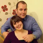 Riceve lettere dalla moglie morta di cancro