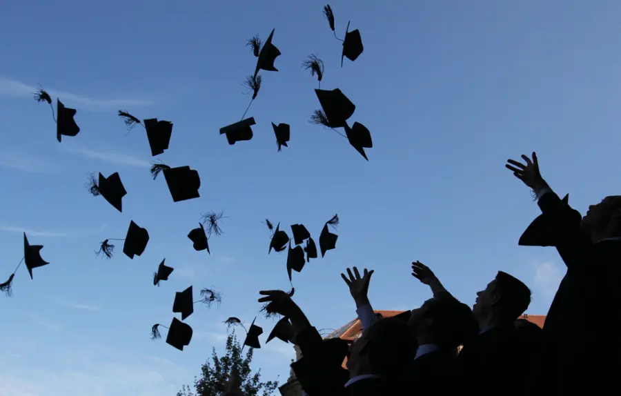 Italia, laurea questa sconosciuta: pochi dottori nel Bel Paese