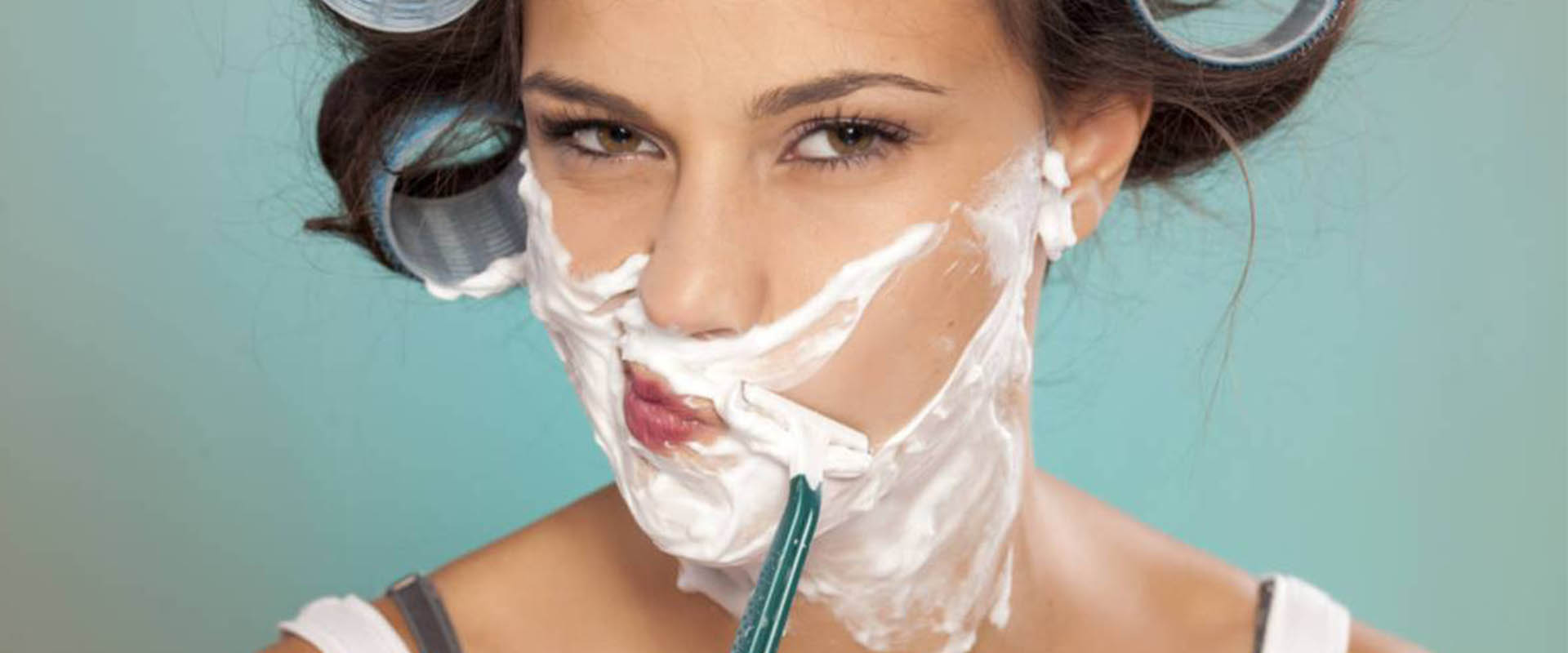 Peluria sul corpo: la lotta del donne contro l'irsutismo