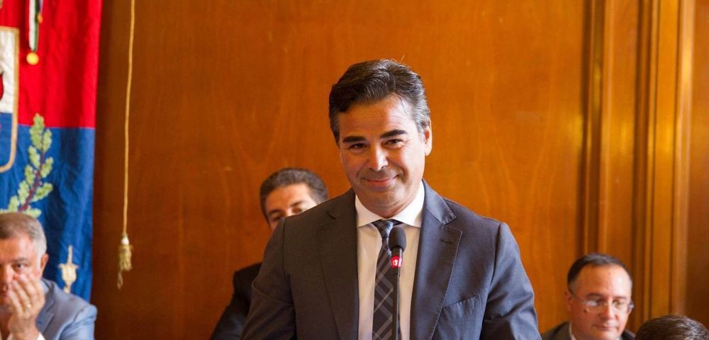 Sindaco di Foggia si dimette per il bene della sua città