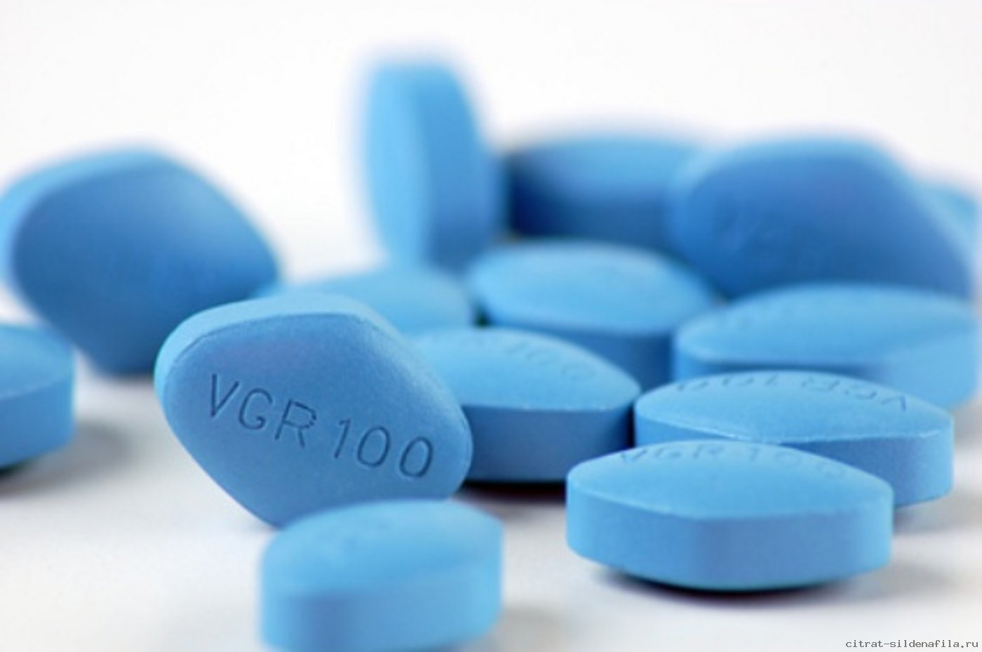 Viagra festeggia 20 anni: la pillola blu che ha infranto un tabù