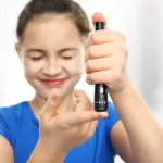 Diabete di tipo 1, nuovo sistema per evitare punture al dito