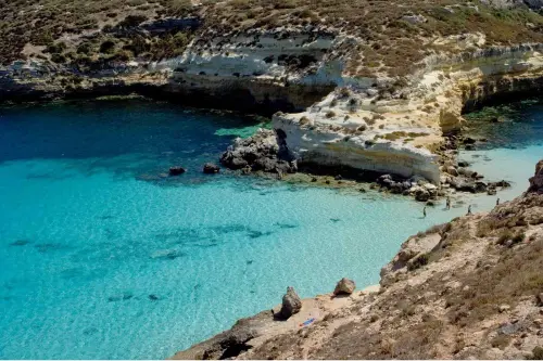 Spiaggia dei Conigli di Lampedusa: la più bella d'Italia
