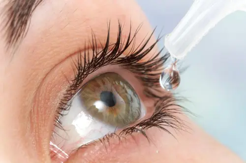 Cecità trattata con il collirio ideato da Rita Levi Montalcini