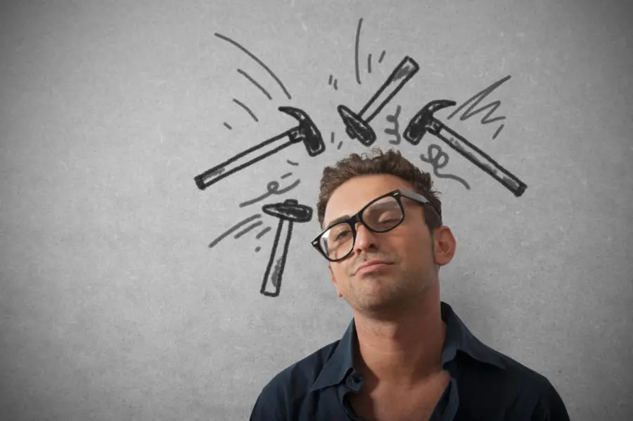 Mal di testa, cause e rimedi naturali: la fitoterapia