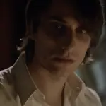 Luca Marinelli impersona  De André: il talento di un attore romano