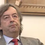 Roberto Burioni bacchetta Salvini e Di Maio perché adulano no vax