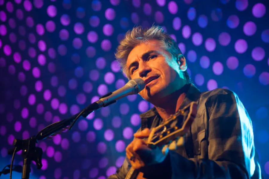 Ligabue a casa di una fan: la gioia di Maria Teresa Pirastu