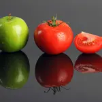 Pomodori e mele riparano i polmoni dei fumatori