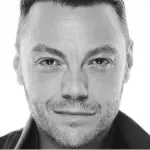 Tiziano Ferro negli stadi, tutto pronto per il TZN Tour: le date e info biglietti (VIDEO)