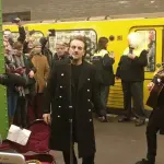 U2, concerto a sorpresa nella metro di Berlino