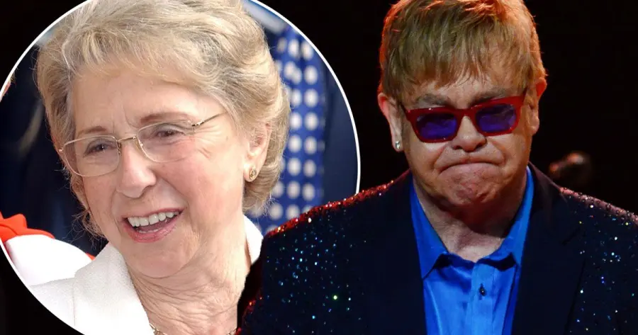 Elton John sotto shock per la morte della madre: Sheila Farebrother aveva 92 anni