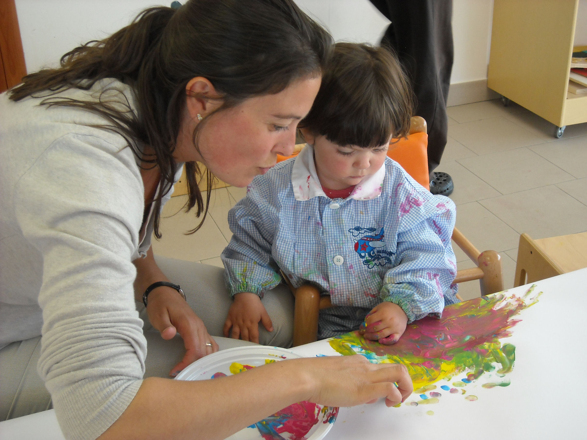 Scuola materna, maestre invecchiano: la fobia italiana di assumere under 35