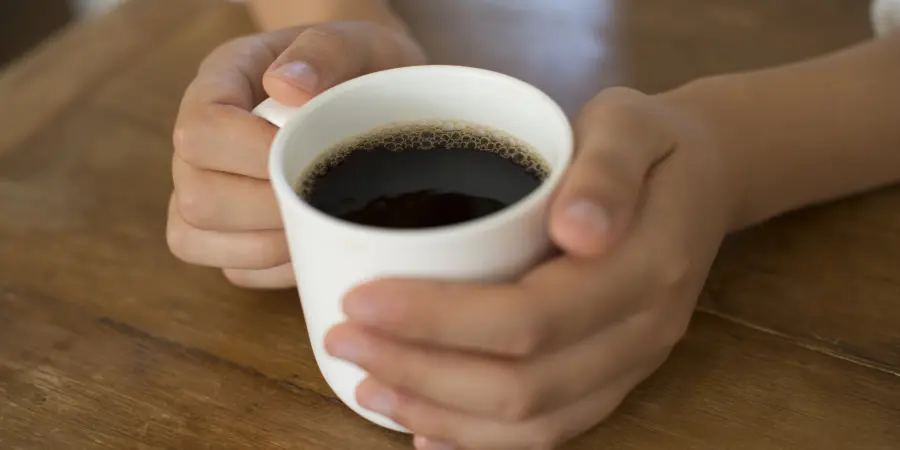 4 caffè al giorno: più benefici che danni alla salute